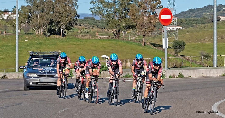 Torres - Fernando Barceló Team resiste los golpes en Extremadura